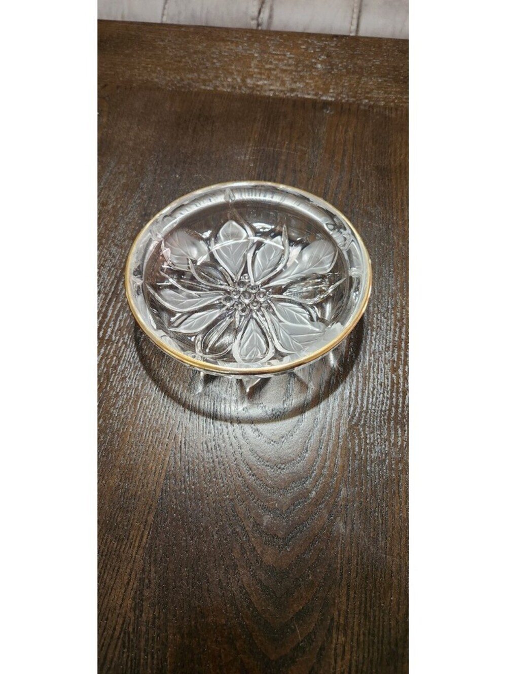 Vintage Studio Nova Gilded Poinsettia Round Crystal Candy Dish (Model WY327/507)